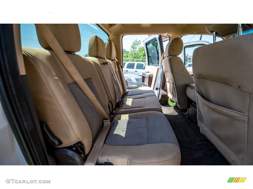 2014 Ford F350 Super Duty XL Crew Cab 4x4 Dually Rear Seat Photo #144413689