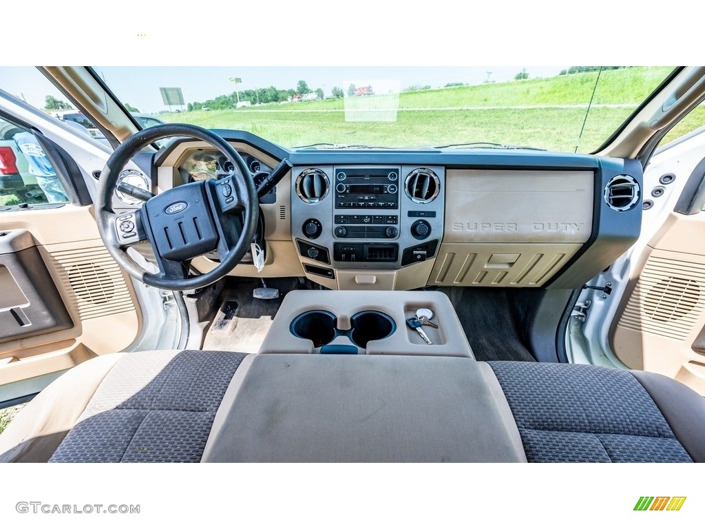 2014 Ford F350 Super Duty XL Crew Cab 4x4 Dually Interior Color Photos
