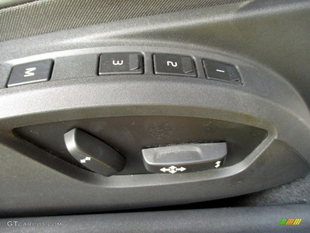 2011 C70 T5 - Black / Soverign Hide Off Black Leather/Off Black photo #12
