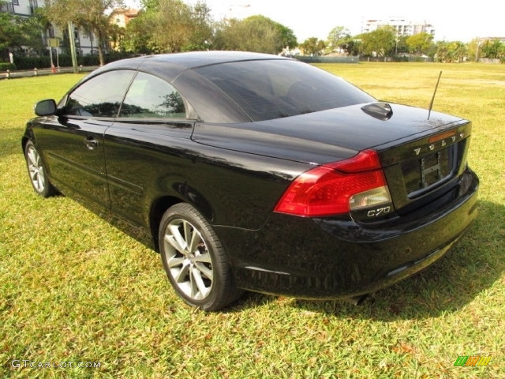 2011 C70 T5 - Black / Soverign Hide Off Black Leather/Off Black photo #32