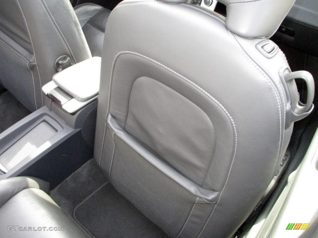 2011 C70 T5 - Black / Soverign Hide Off Black Leather/Off Black photo #40