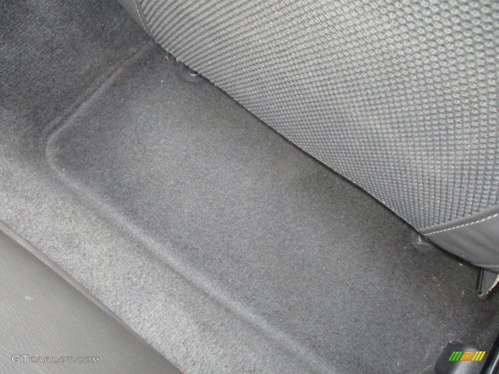 2011 C70 T5 - Black / Soverign Hide Off Black Leather/Off Black photo #42