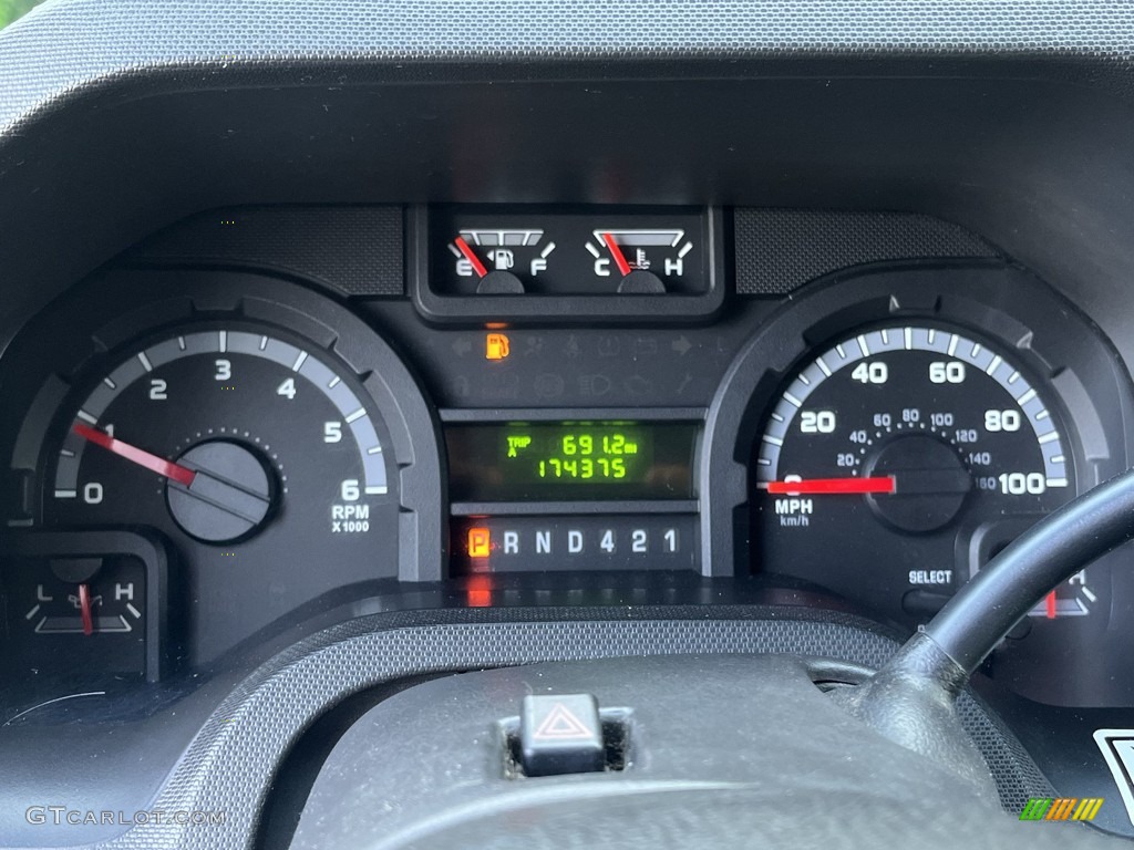 2017 Ford E Series Cutaway E350 Cutaway Commercial Moving Truck Gauges Photo #144415231