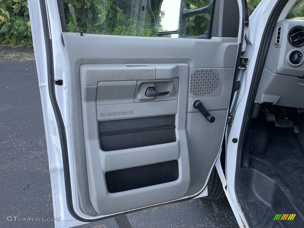 2017 Ford E Series Cutaway E350 Cutaway Commercial Moving Truck Door Panel Photos