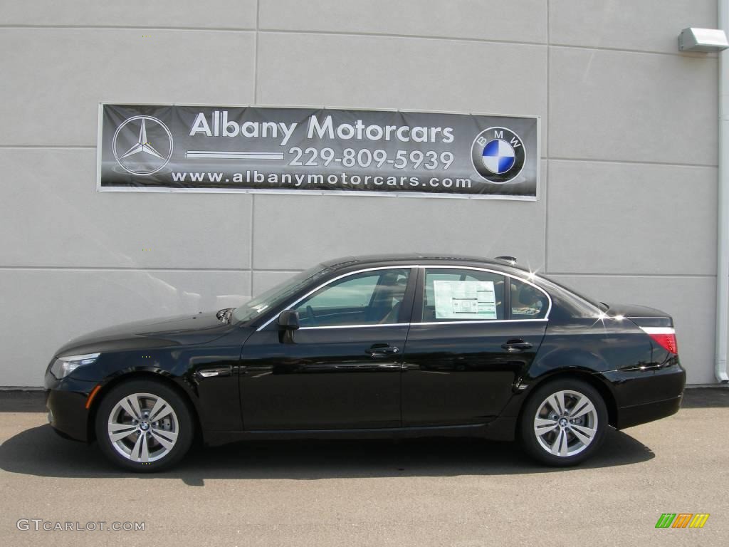 2010 5 Series 528i Sedan - Jet Black / Cream Beige photo #1