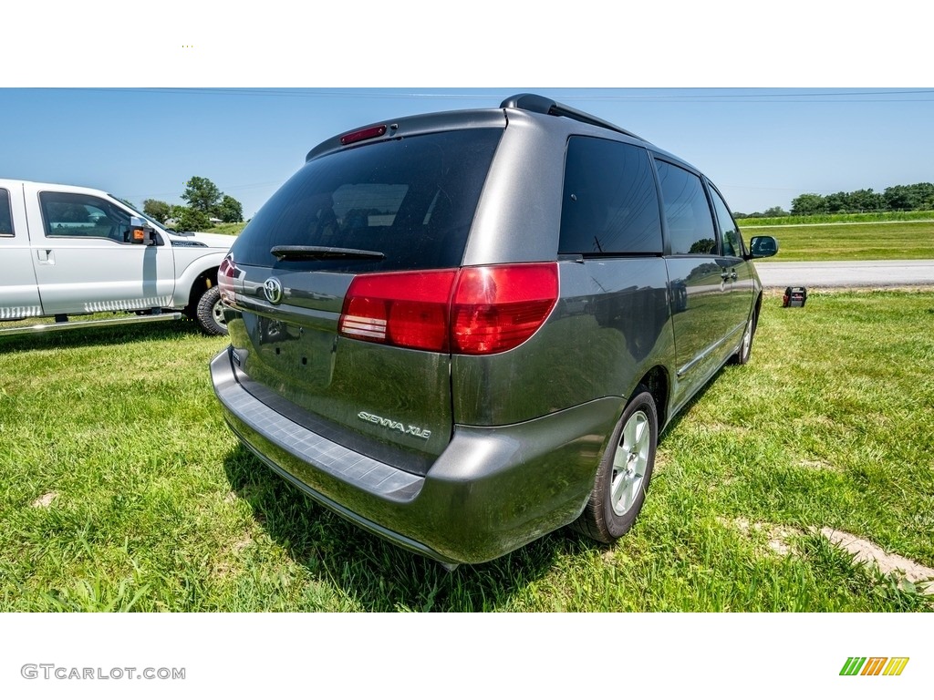 2004 Sienna XLE - Phantom Gray Pearl / Stone Gray photo #4