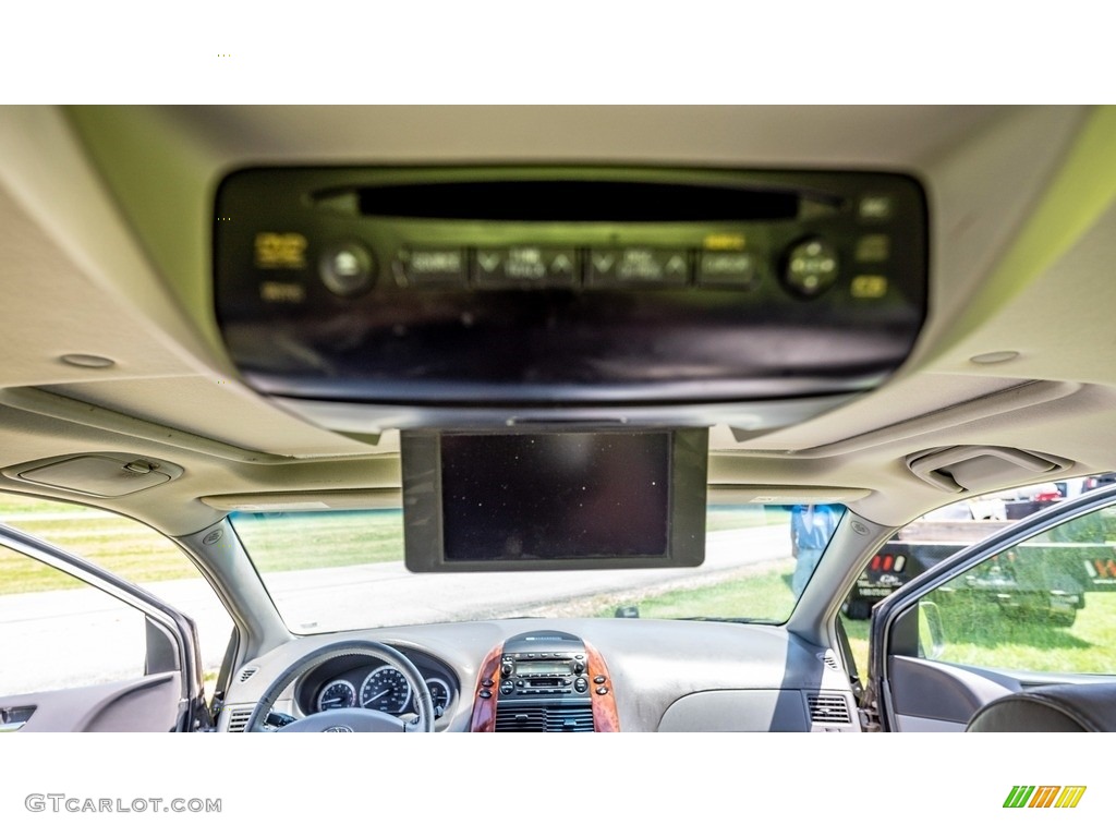 2004 Sienna XLE - Phantom Gray Pearl / Stone Gray photo #27