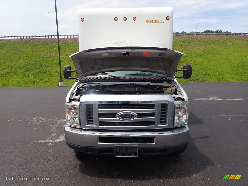 2012 E Series Cutaway E350 Moving Truck - Oxford White / Medium Flint photo #4