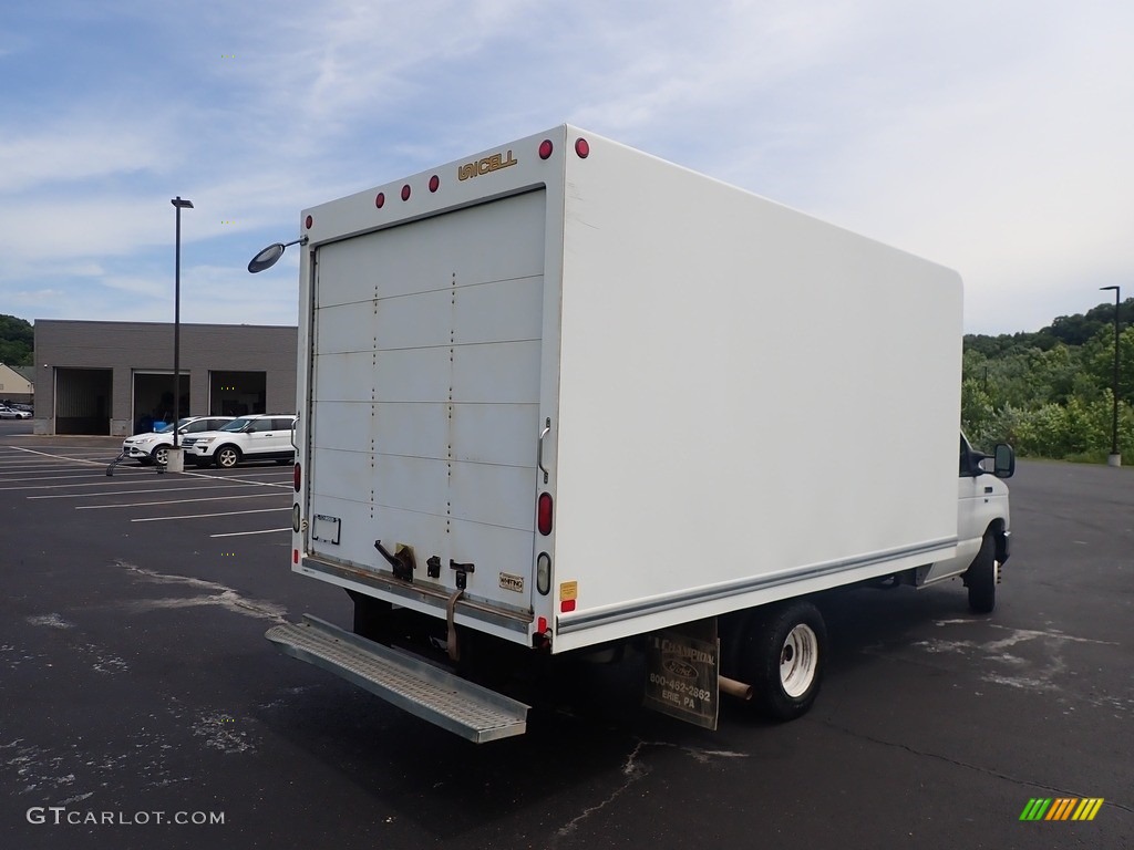 2012 E Series Cutaway E350 Moving Truck - Oxford White / Medium Flint photo #13