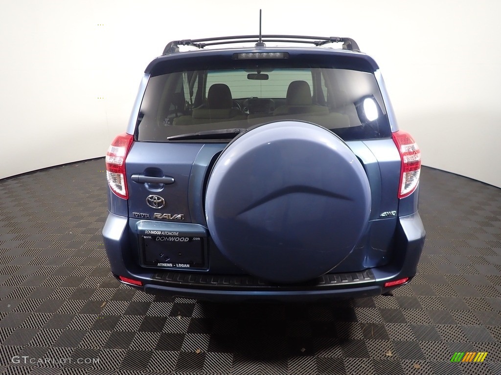 2009 RAV4 4WD - Pacific Blue Metallic / Sand Beige photo #10