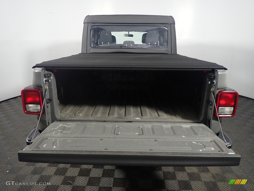 2021 Gladiator Sport 4x4 - Sting-Gray / Black photo #16