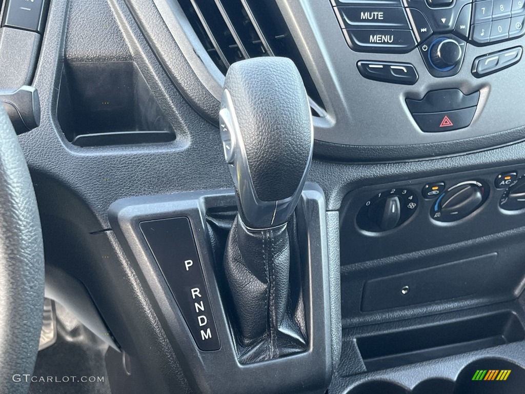 2018 Ford Transit Van 250 MR Long Transmission Photos