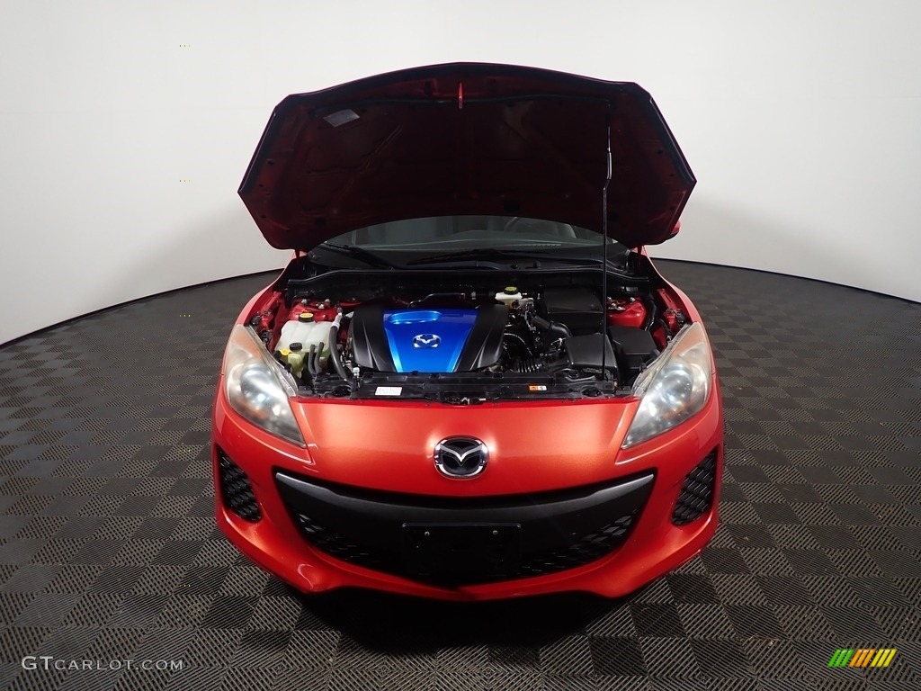 2013 MAZDA3 i Touring 5 Door - Velocity Red Mica / Black photo #7