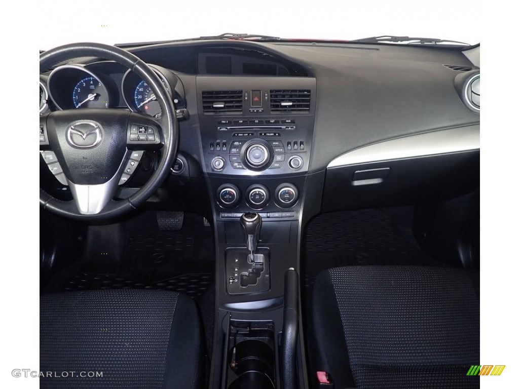 2013 MAZDA3 i Touring 5 Door - Velocity Red Mica / Black photo #26
