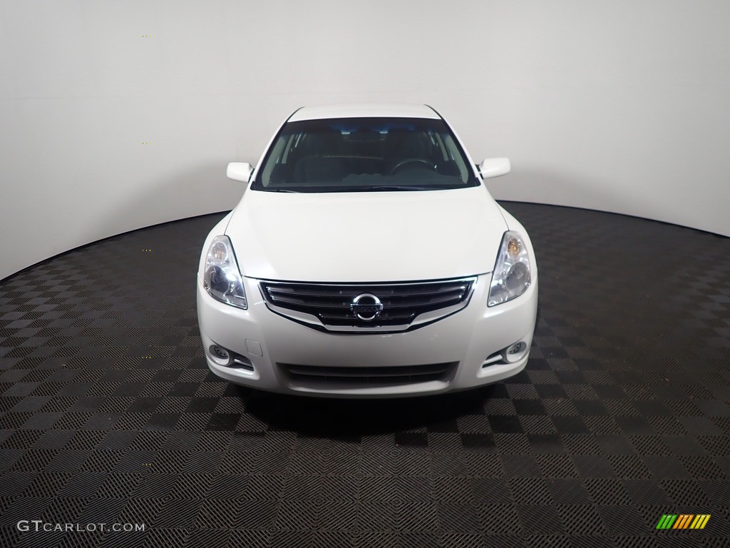 2012 Altima 2.5 S - Winter Frost White / Charcoal photo #4