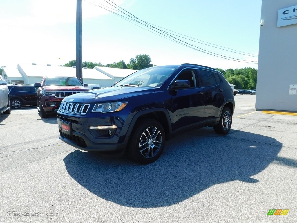2020 Compass Latitude 4x4 - Jazz Blue Pearl / Black photo #3