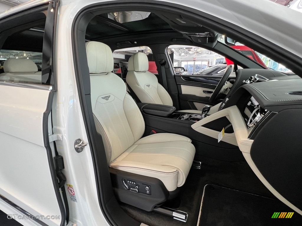 2022 Bentley Bentayga V8 Front Seat Photo #144421526