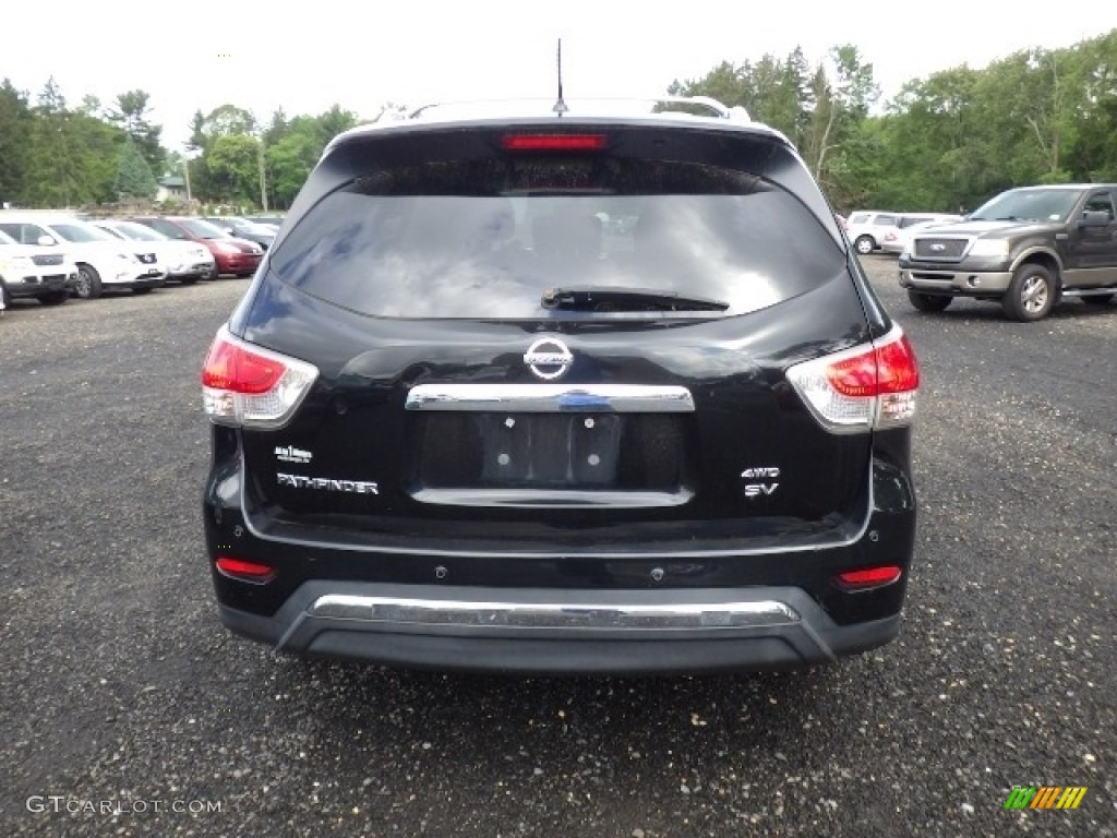 2014 Pathfinder SV AWD - Super Black / Charcoal photo #5