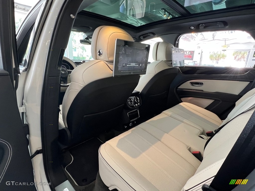 2022 Bentley Bentayga V8 Rear Seat Photo #144422060