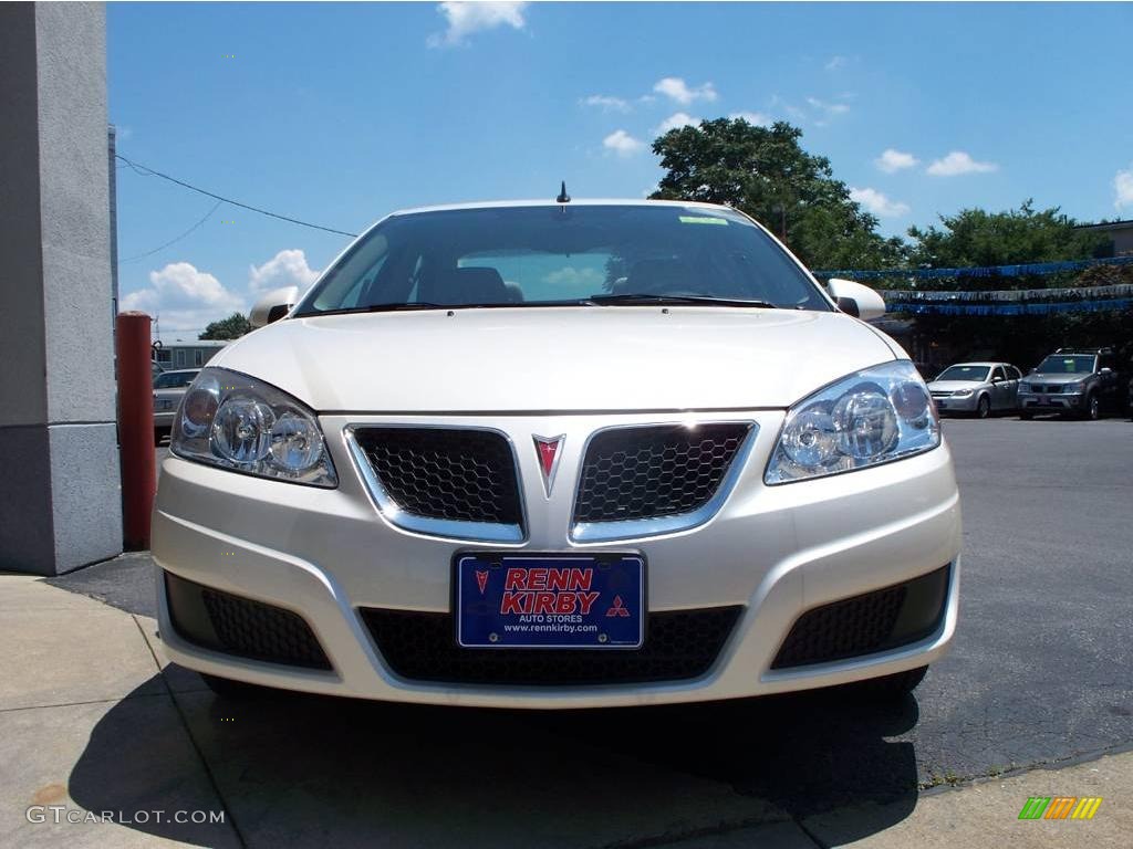 2009 Summit White Pontiac G6 Sedan 14436538 Photo 2