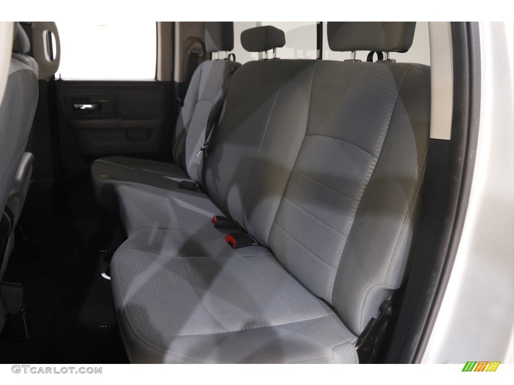 2017 1500 Big Horn Quad Cab 4x4 - Bright Silver Metallic / Black/Diesel Gray photo #17