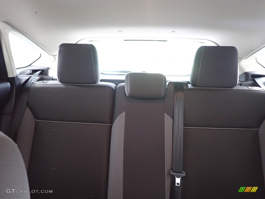 2014 Focus SE Hatchback - Sterling Gray / Charcoal Black photo #21