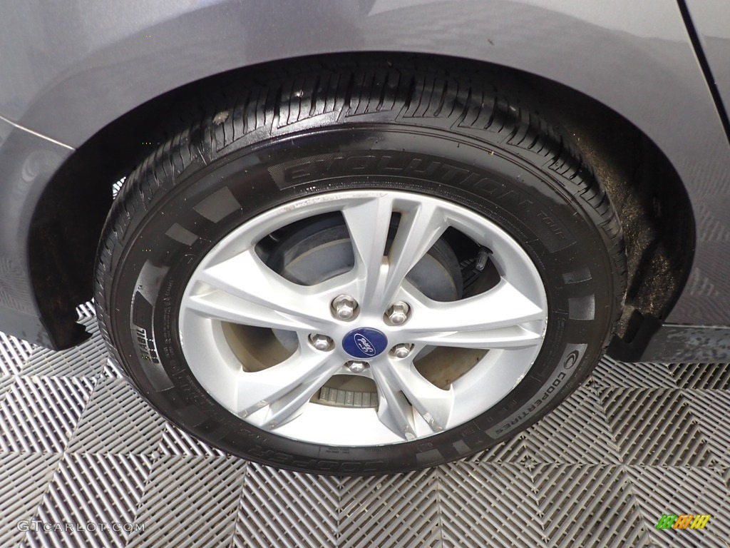 2014 Focus SE Hatchback - Sterling Gray / Charcoal Black photo #29