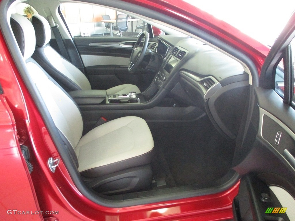 2020 Fusion SE - Rapid Red / Medium Light Stone photo #14