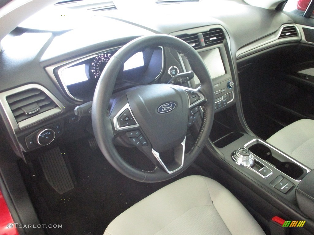 2020 Fusion SE - Rapid Red / Medium Light Stone photo #26