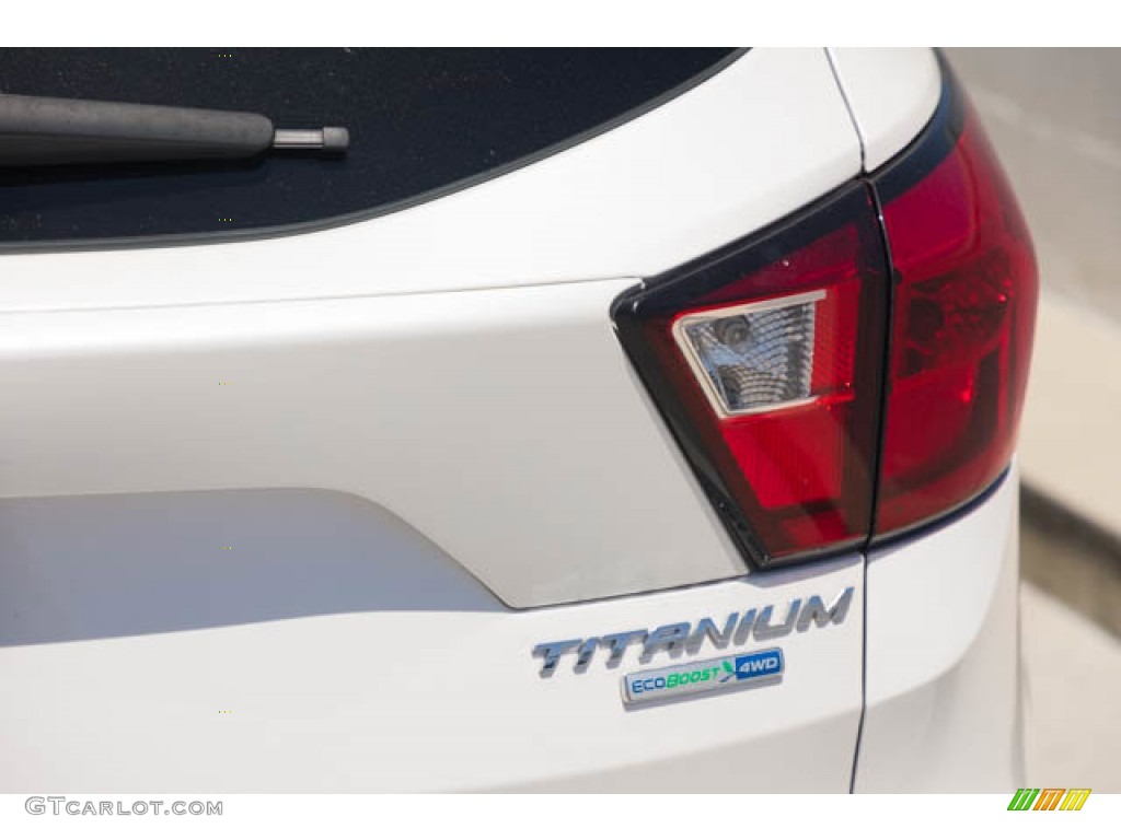 2019 Escape Titanium 4WD - White Platinum / Chromite Gray/Charcoal Black photo #11