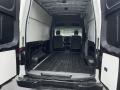 Glacier White - NV 2500 HD S Photo No. 11