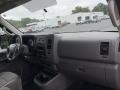 Glacier White - NV 2500 HD S Photo No. 14