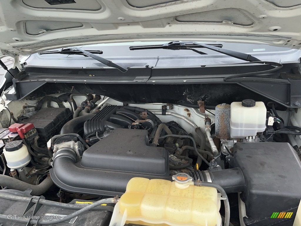 2014 Nissan NV 2500 HD S Engine Photos