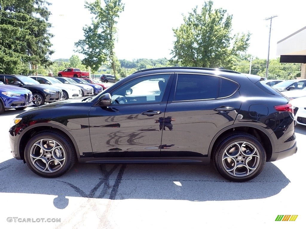 2022 Stelvio Sprint AWD - Vulcano Black Metallic / Black photo #2