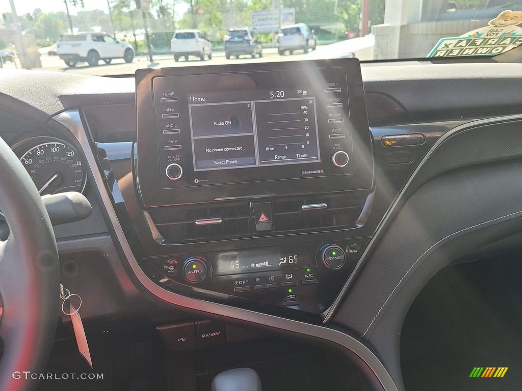 2022 Camry SE - Ice Edge / Black photo #16