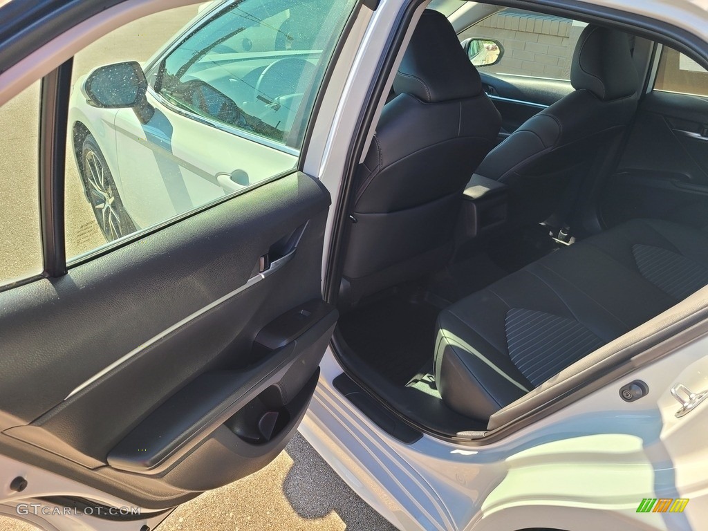 2022 Camry SE - Ice Edge / Black photo #26