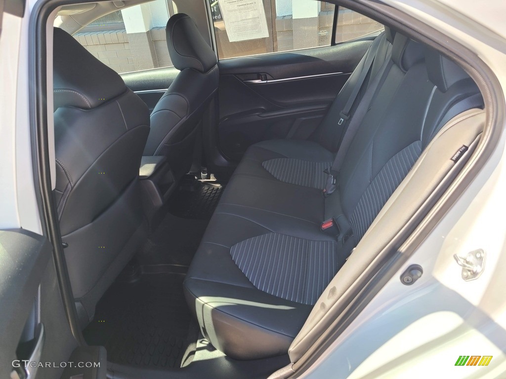 2022 Camry SE - Ice Edge / Black photo #27