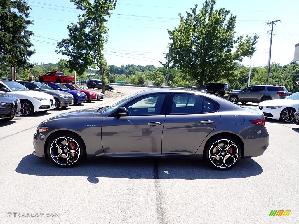 2022 Giulia Veloce AWD - Vesuvio Gray Metallic / Black photo #2