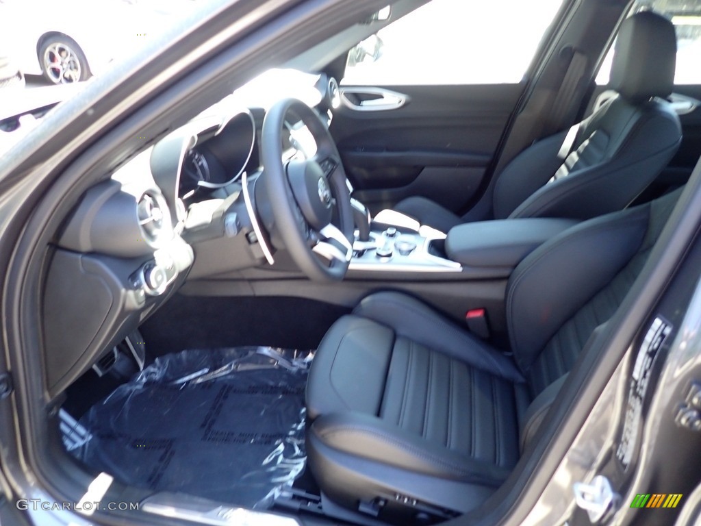 2022 Giulia Veloce AWD - Vesuvio Gray Metallic / Black photo #14