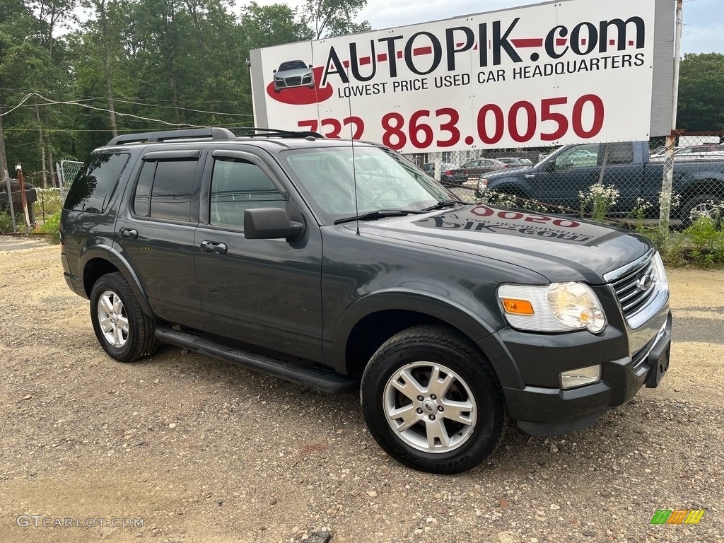 2010 Explorer XLT 4x4 - Brilliant Silver Metallic / Black photo #1
