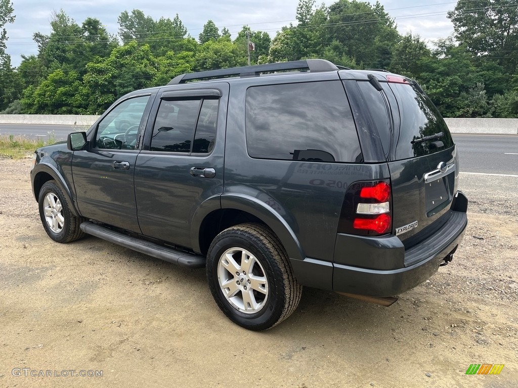 2010 Explorer XLT 4x4 - Brilliant Silver Metallic / Black photo #6