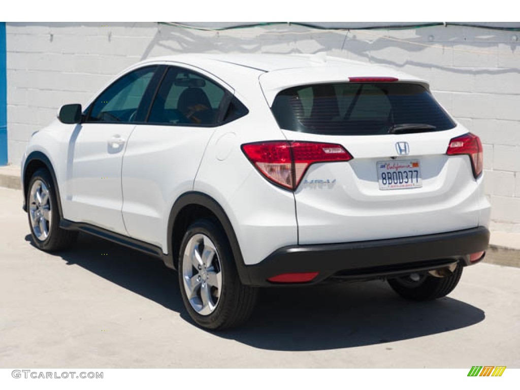 2018 HR-V LX - White Orchid Pearl / Gray photo #2