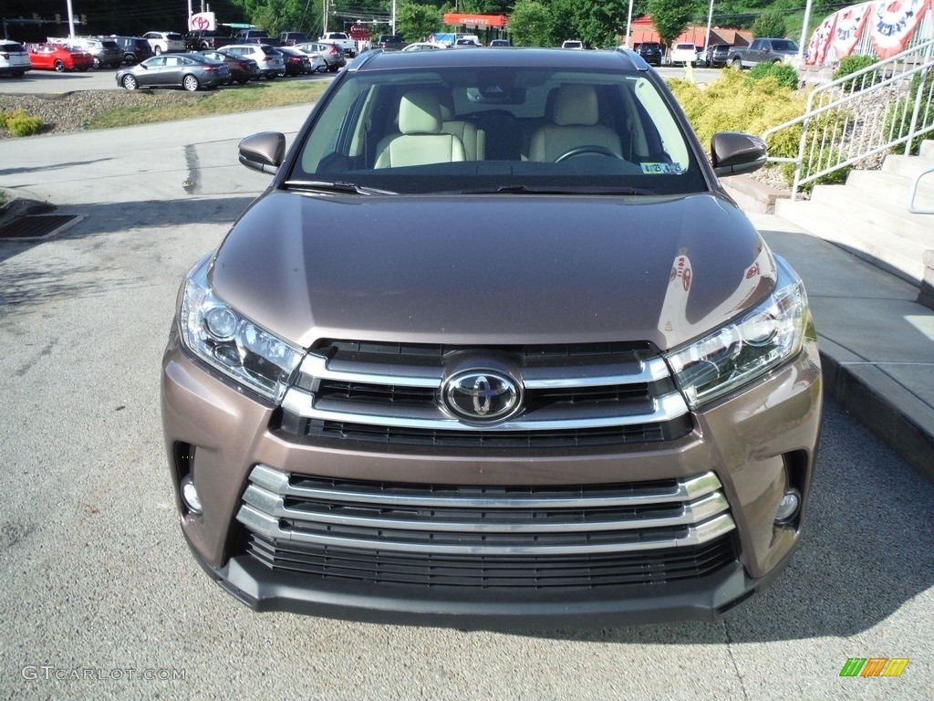 2017 Highlander Limited AWD - Toasted Walnut Pearl / Almond photo #12
