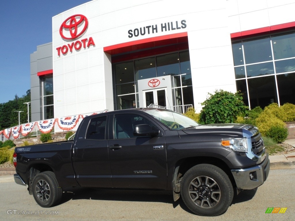 2014 Tundra SR5 TRD Crewmax 4x4 - Magnetic Gray Metallic / Black photo #2
