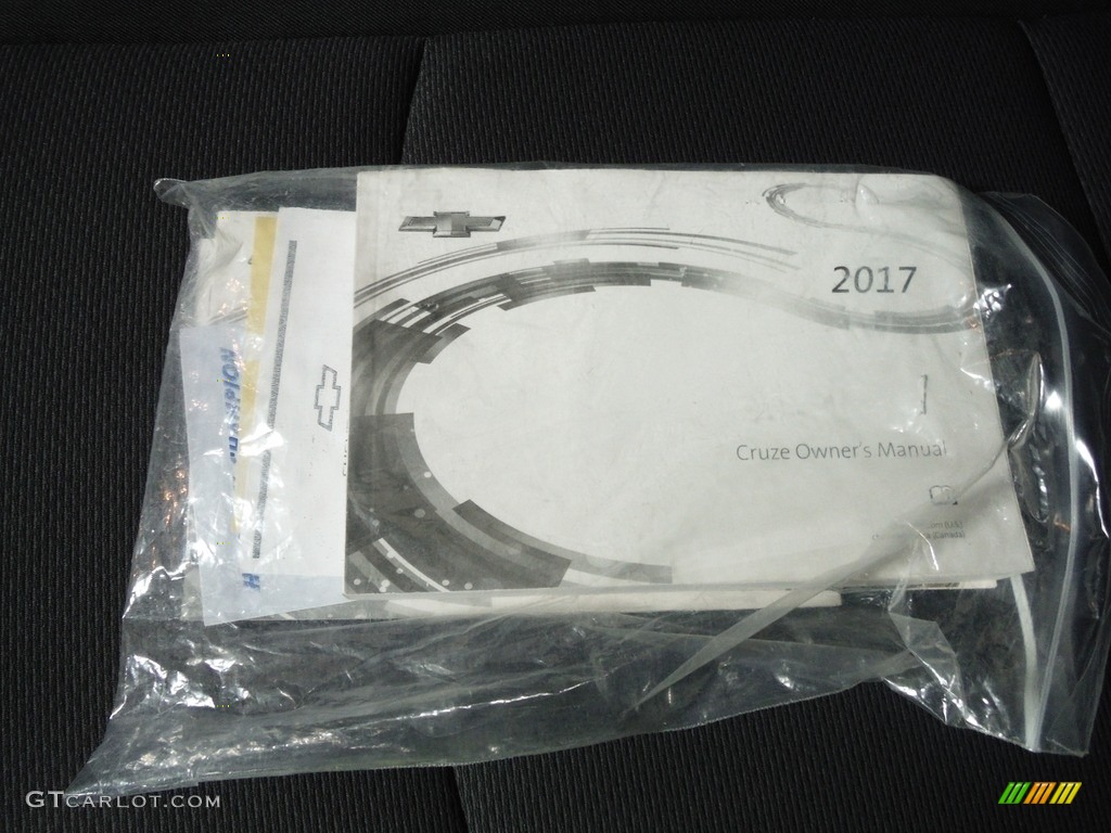 2017 Cruze LT - Pepperdust Metallic / Jet Black photo #26