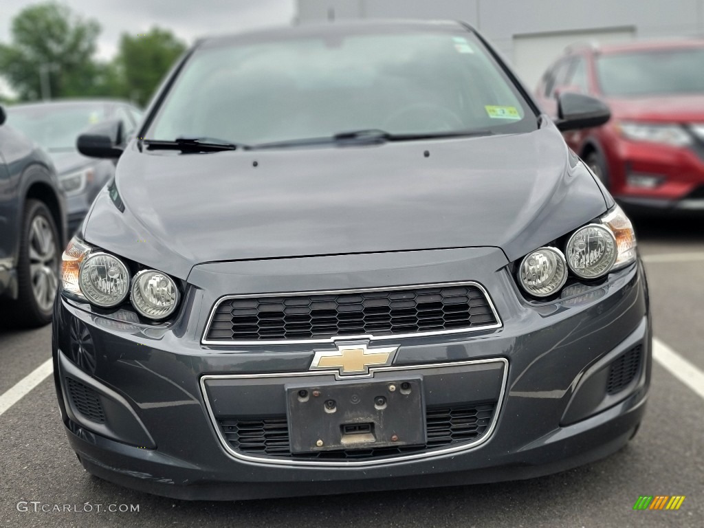 2016 Sonic LT Hatchback - Nightfall Gray Metallic / Jet Black/Dark Titanium photo #2