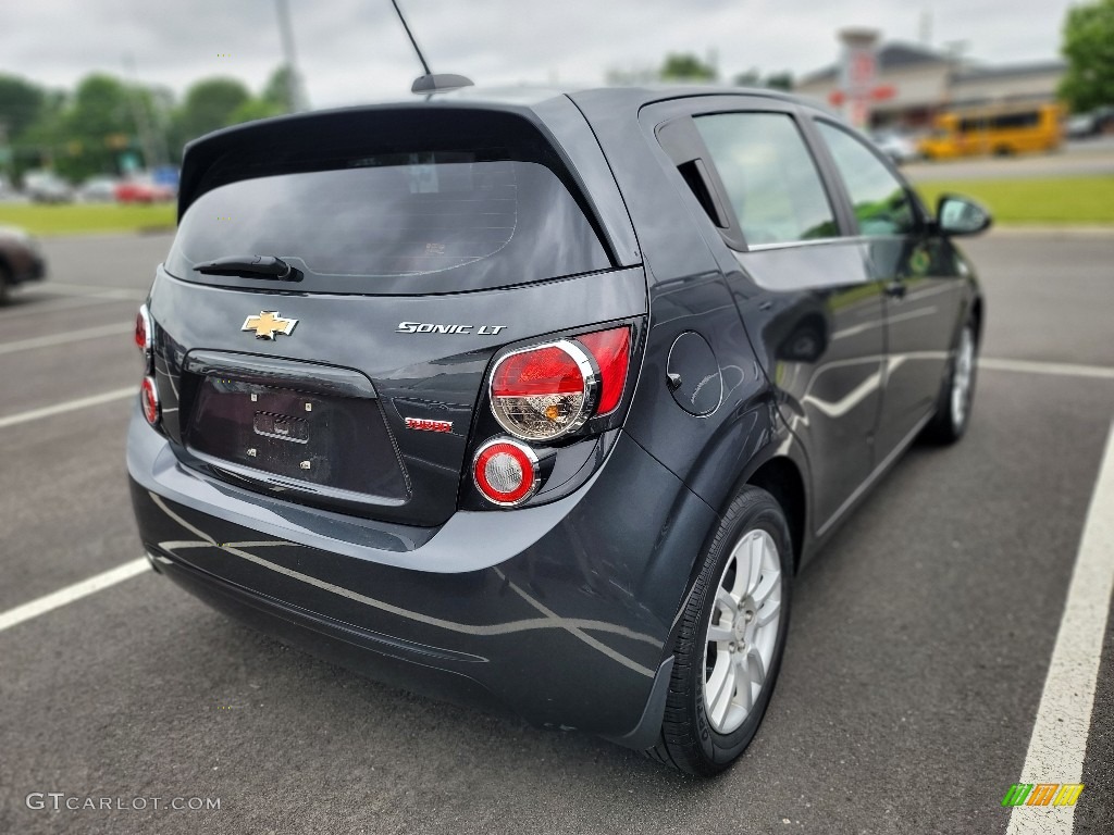 2016 Sonic LT Hatchback - Nightfall Gray Metallic / Jet Black/Dark Titanium photo #5