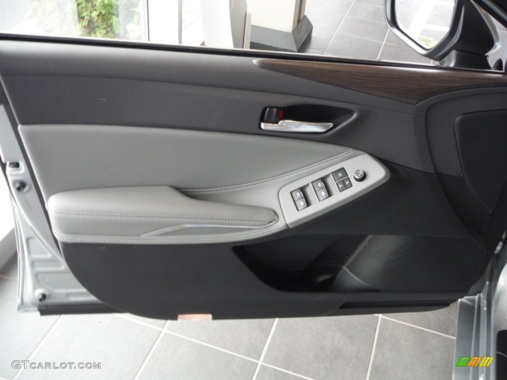 2022 Toyota Avalon XLE Graphite Door Panel Photo #144441015