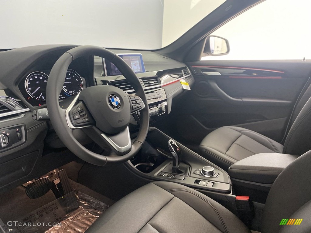 2022 X1 sDrive28i - Alpine White / Black photo #12