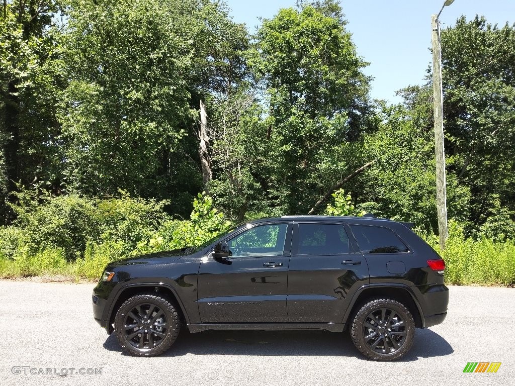 Diamond Black Crystal Pearl 2022 Jeep Grand Cherokee Laredo X 4x4 Exterior Photo #144441927